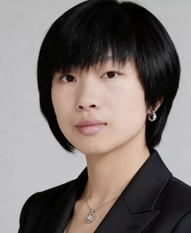 Nancy, professional LED strip light sales manager with over 10 years of experience helping clients find the best procurement solutions